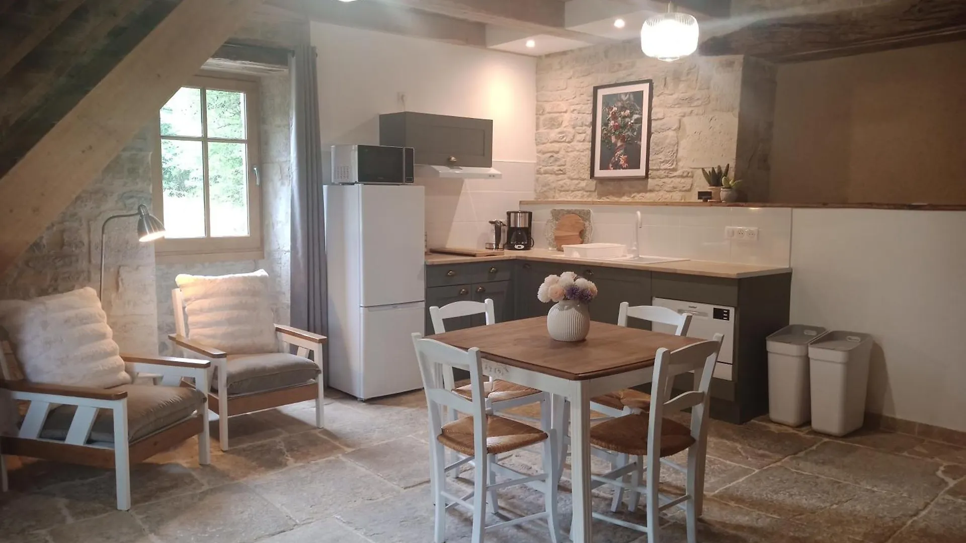 Ginals Les Granges De L Abbaye Bed & Breakfast